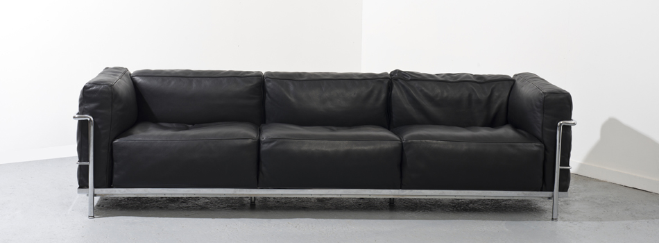 Charlotte PERRIAND, Pierre JEANNERET et le CORBUSIER • Canapé modèle «LC3»